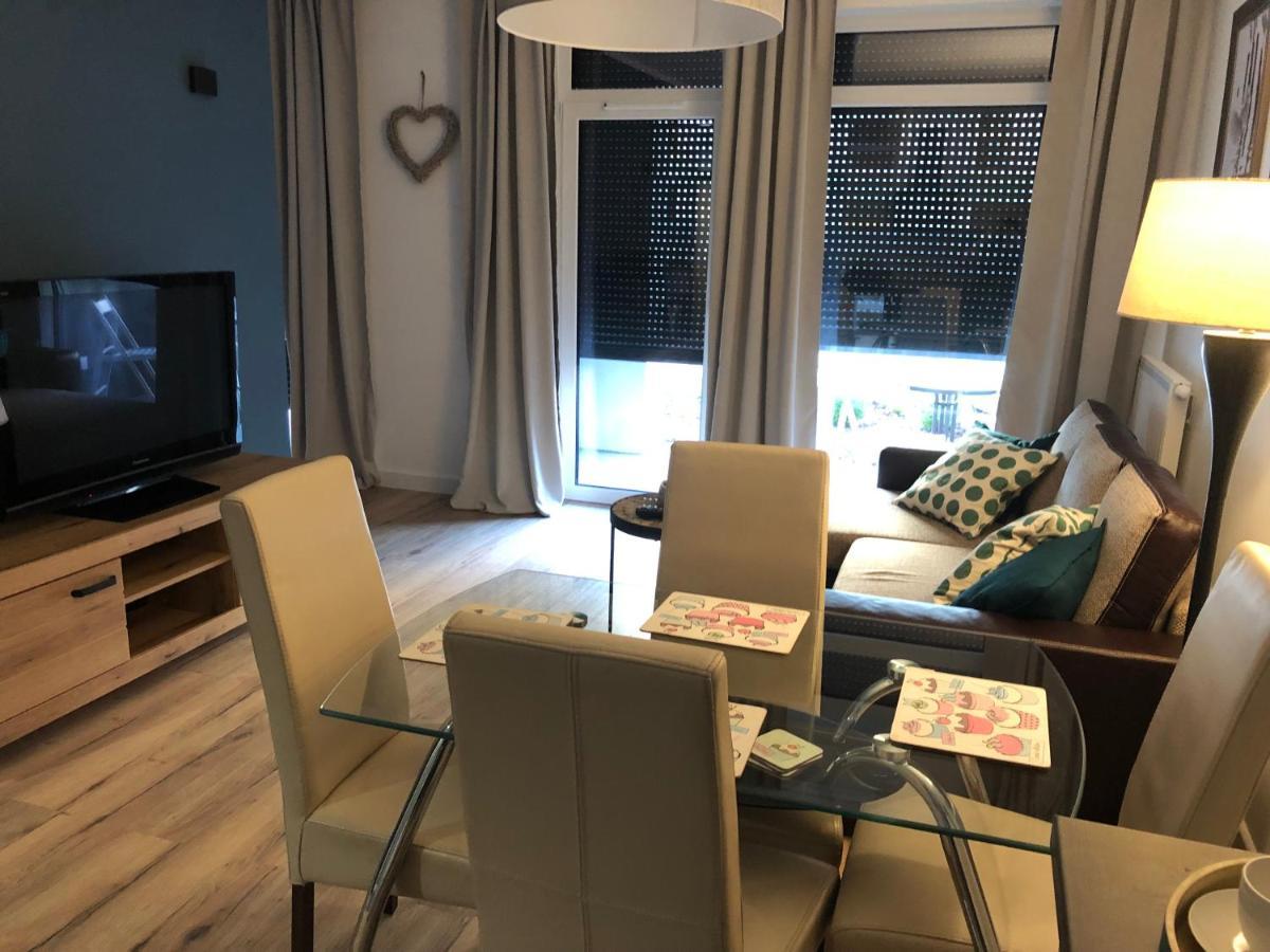 Przytulny Apartament Na Nowej Daire Zielona Góra Dış mekan fotoğraf